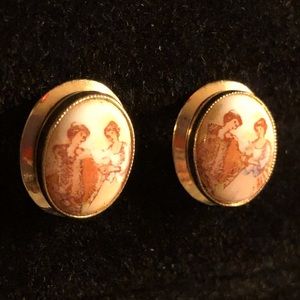 14kt Gold Vintage Hand Painted Earrings